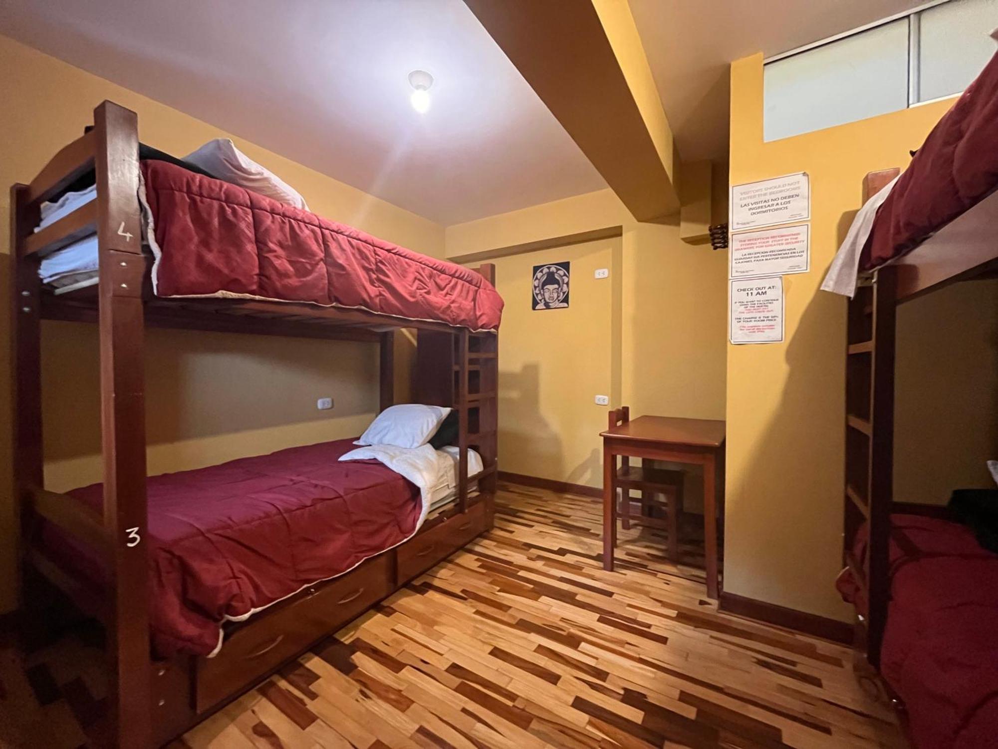 El Parche Rutero Hostel ピサック エクステリア 写真