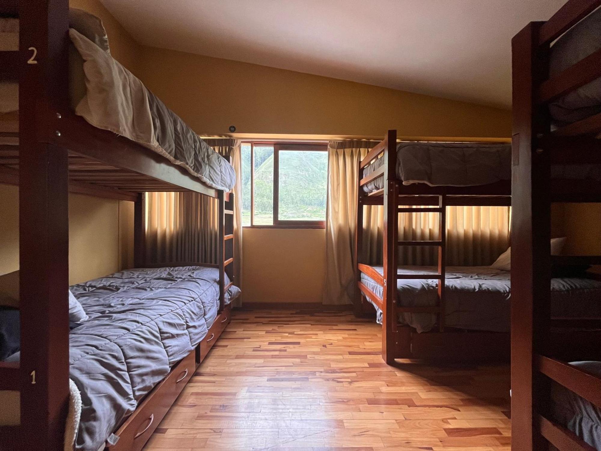 El Parche Rutero Hostel ピサック エクステリア 写真