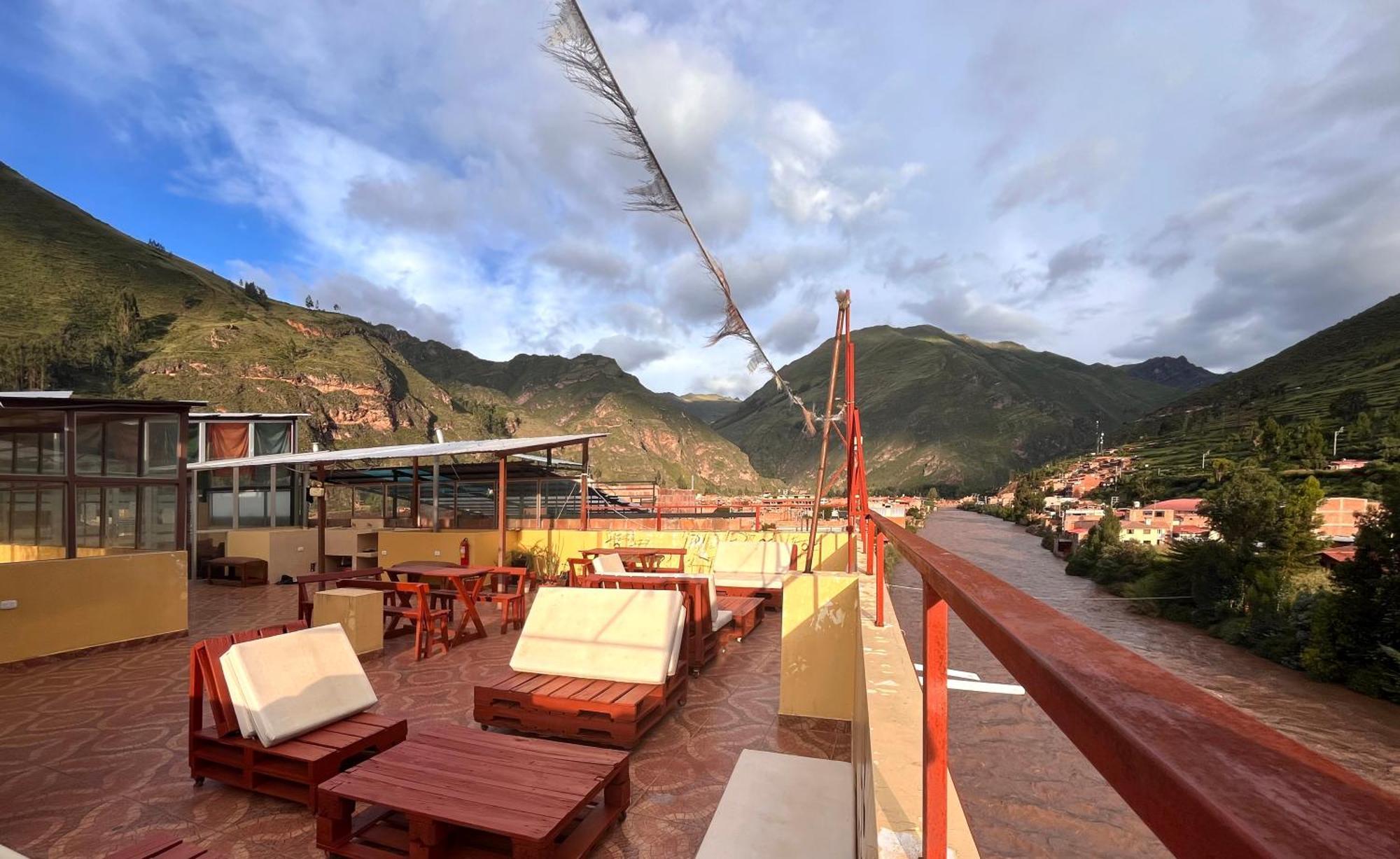 El Parche Rutero Hostel ピサック エクステリア 写真