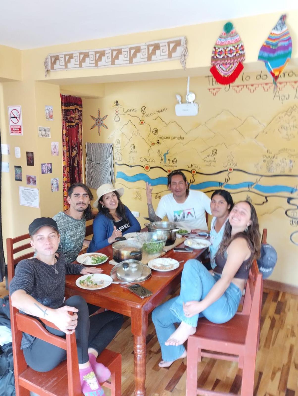 El Parche Rutero Hostel ピサック エクステリア 写真