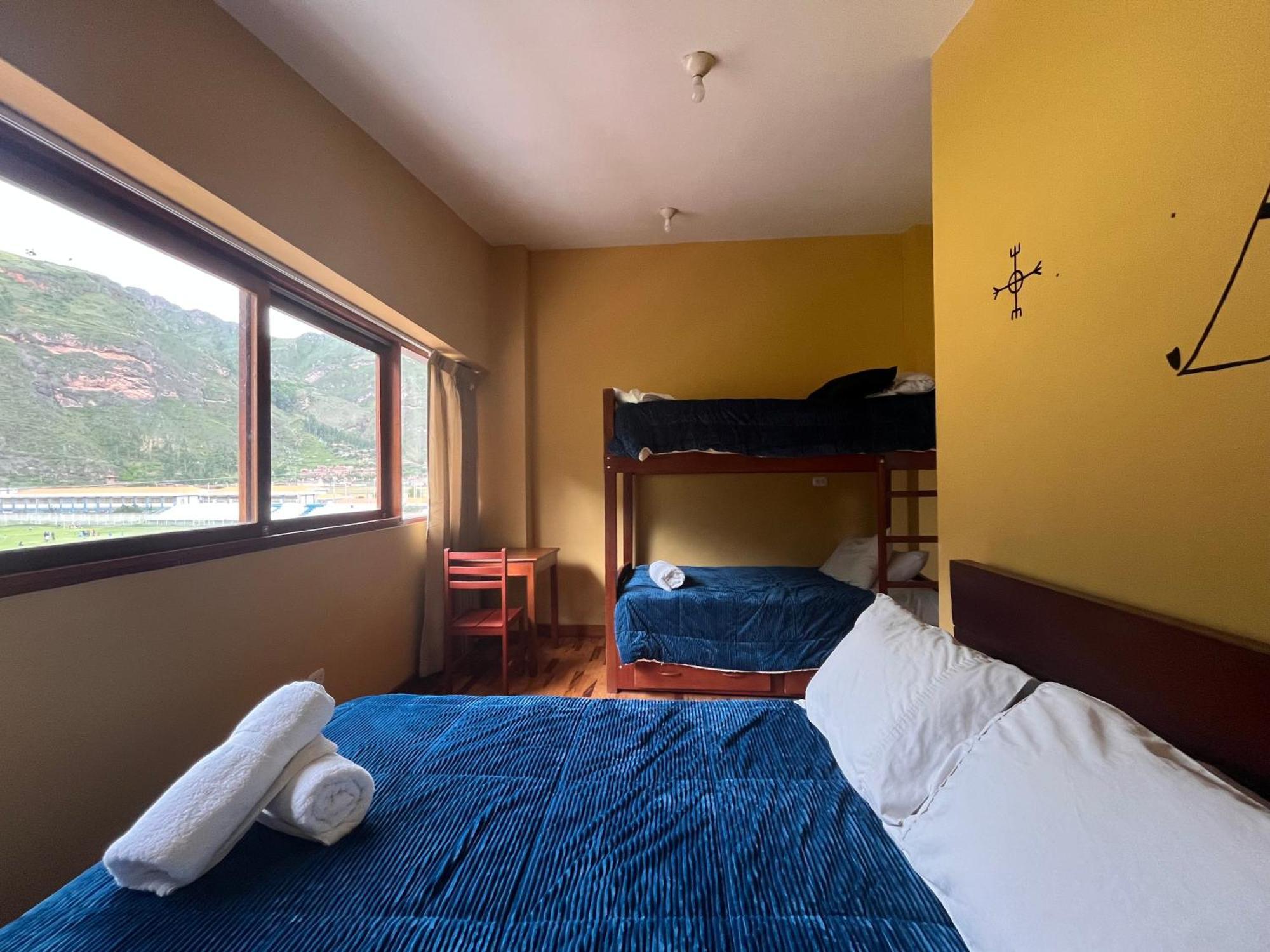 El Parche Rutero Hostel ピサック エクステリア 写真