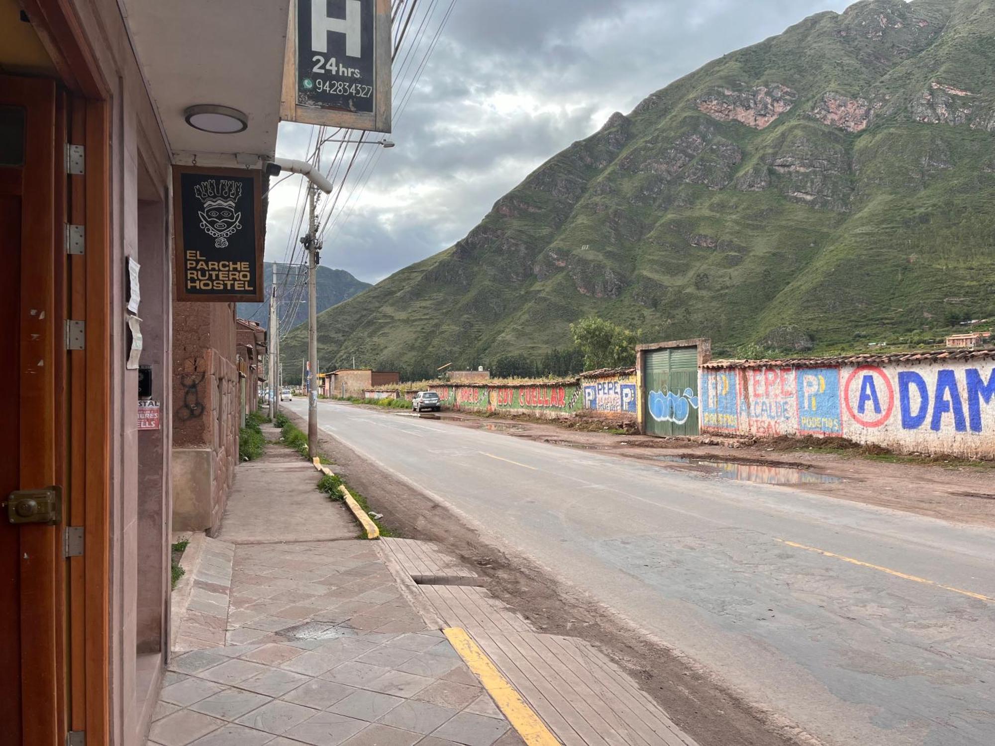 El Parche Rutero Hostel ピサック エクステリア 写真