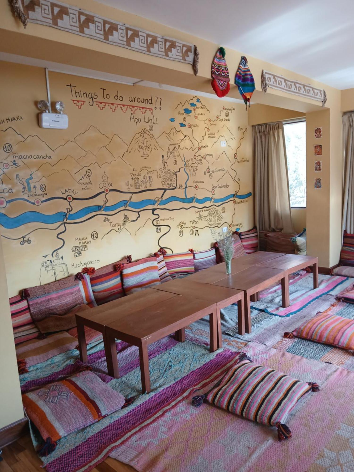 El Parche Rutero Hostel ピサック エクステリア 写真