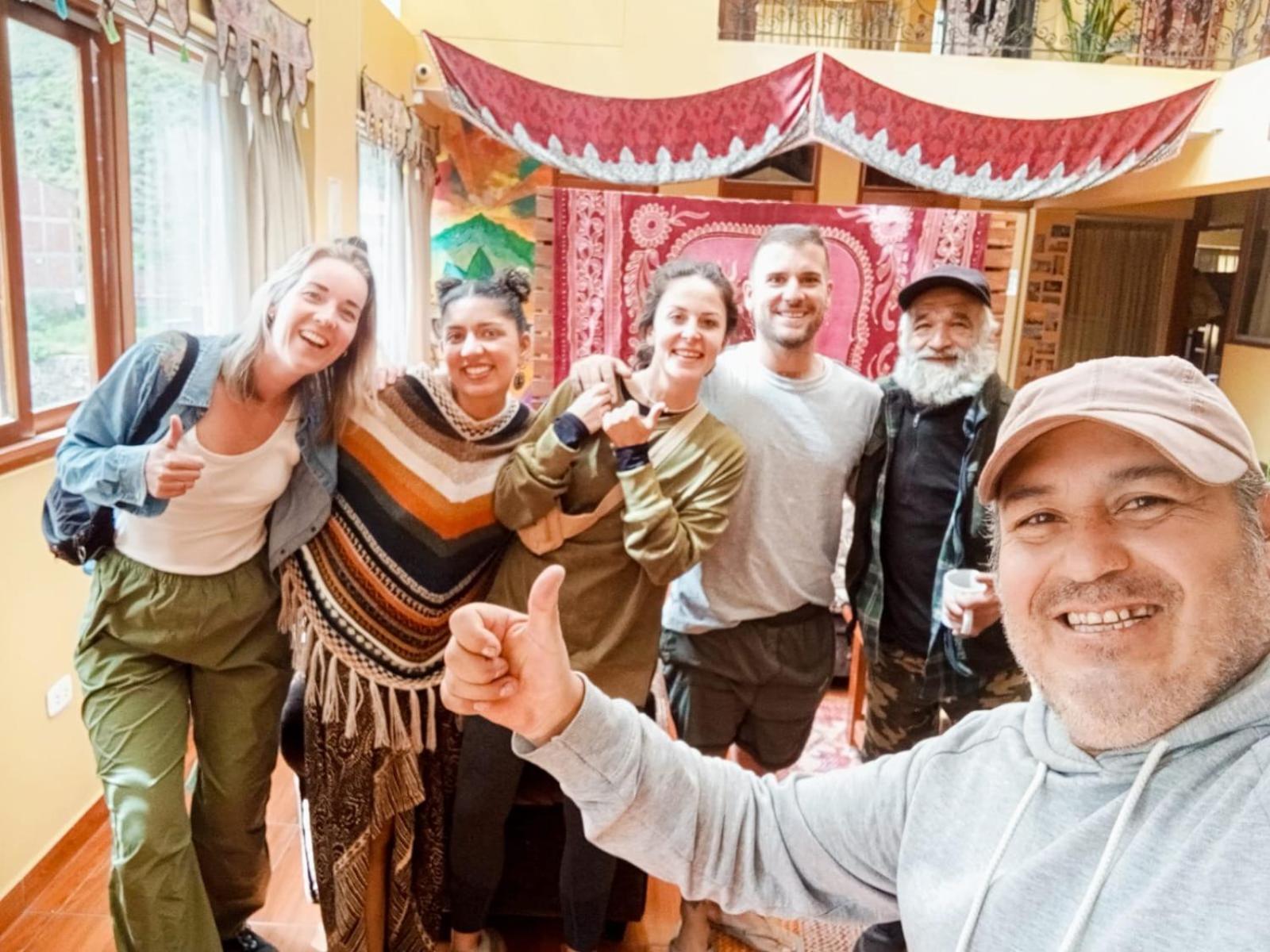 El Parche Rutero Hostel ピサック エクステリア 写真