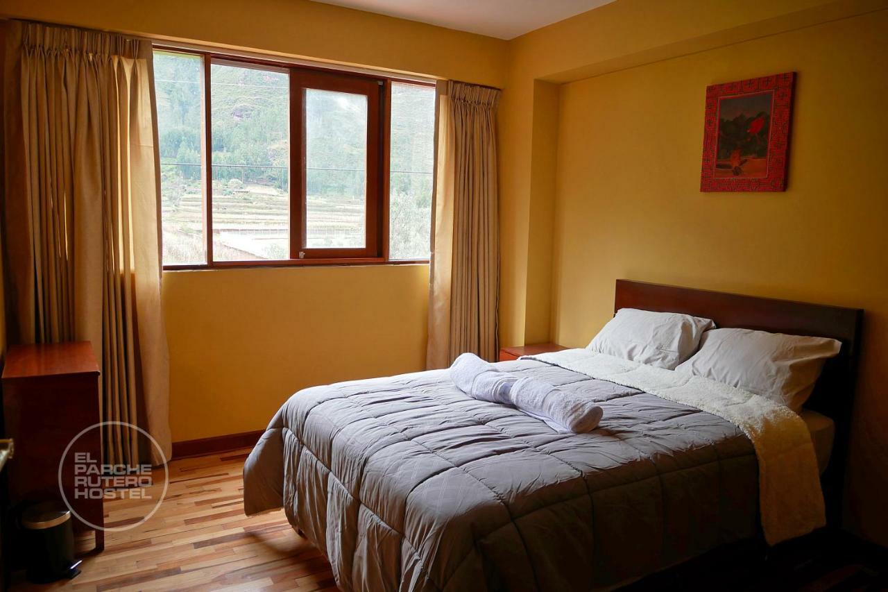 El Parche Rutero Hostel ピサック エクステリア 写真